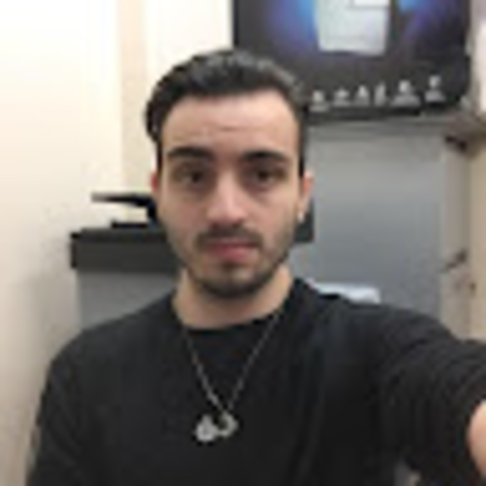 Meet your Posher, Aaron